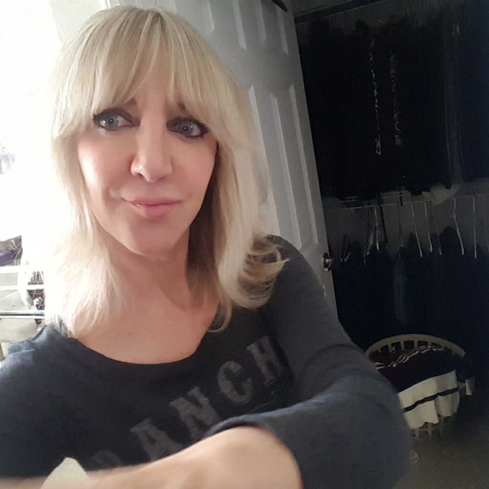 Meet your Posher, Kim